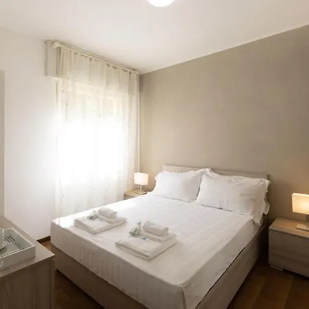 Daire Maji - View Near Ferry & Train With Parking *